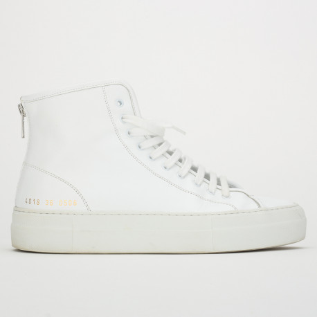 WOMEN by COMMON PROJECTS