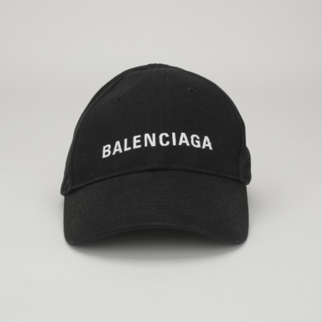 Balenciaga czarna czapka