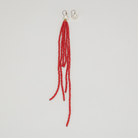 Magda Butrym długie czerwone kolczyki