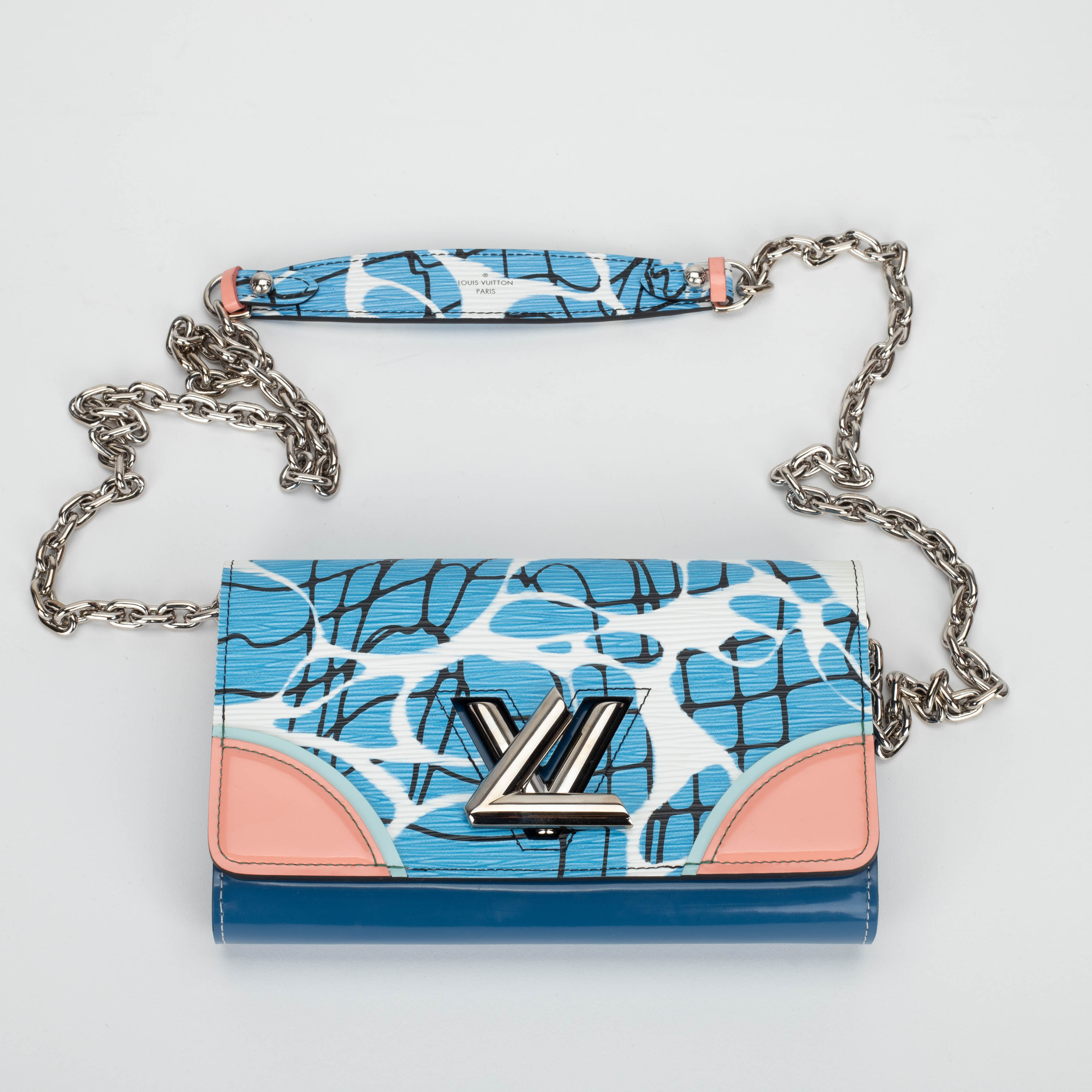 Torba 'Onthego By The Pool Monogram Giant Gm Tote' Louis Vuitton - sklep  Pyskaty Zamsz