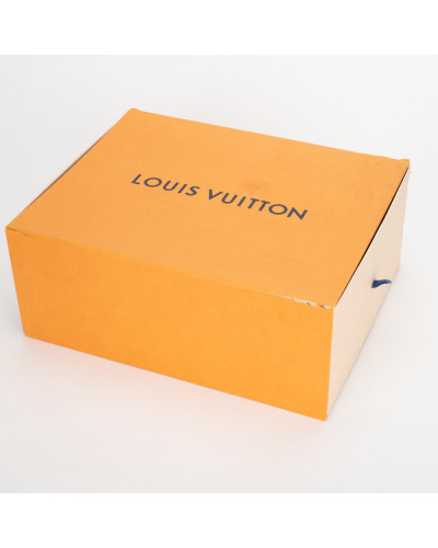 Louis Vuitton Time Out