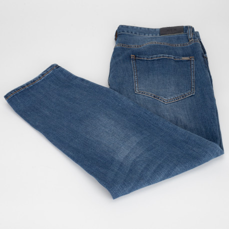 Armani jeansowe spodnie