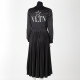 Valentino Sukienka czarna z plisowaniem