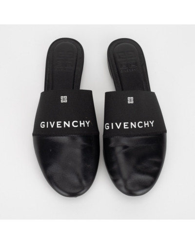 Givenchy Klapki czarne z logo