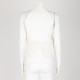 16Arlington Ubranie biała bluzka z piórami