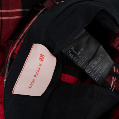 H&M Collaboration Spodnie w czerwona kratę