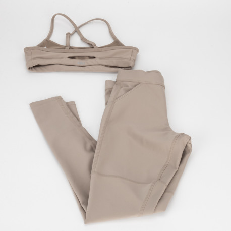 Alo Yoga komplet stanik + spodnie