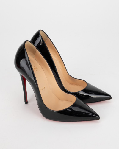 Christian Louboutin Szpilki czarne lakierowane 35