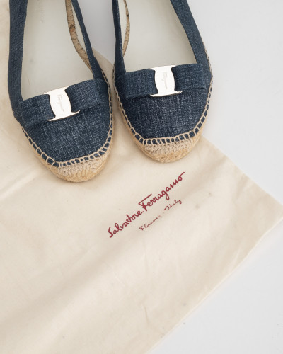 Salvatore Ferragamo jeansowe espadryle