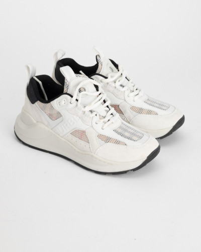 Burberry Sportowy sneakersy biale z 'siatka'