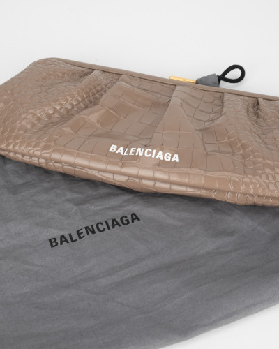 Balenciaga Torebka kopertowka bezowa