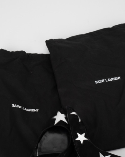 Saint Laurent  Szpilki zamszowe w gwiazdy