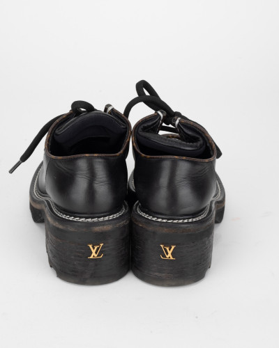 Louis Vuitton Loafersy czarne na platformie