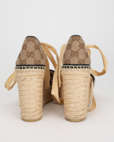 Gucci espadryle na platformie  w print GG