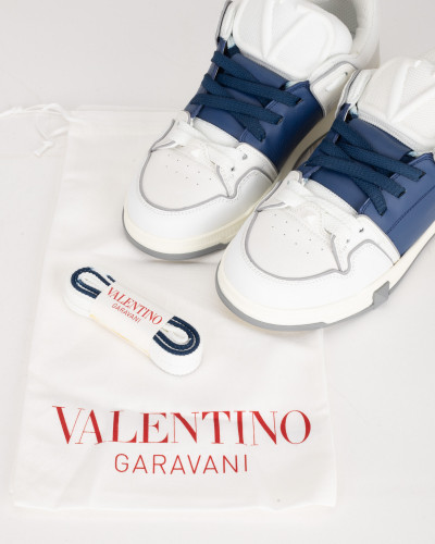 Valentino Sportowy