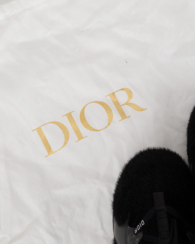 Dior d connect czarne z futrem