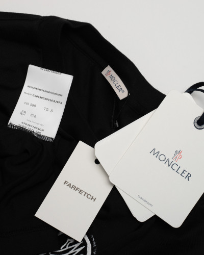 Moncler Bluzka i koszula - tshirt czarny z nadrukiem