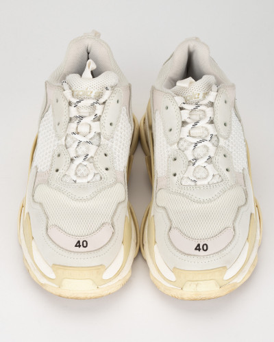 Balenciaga Sportowy bezowe triple S