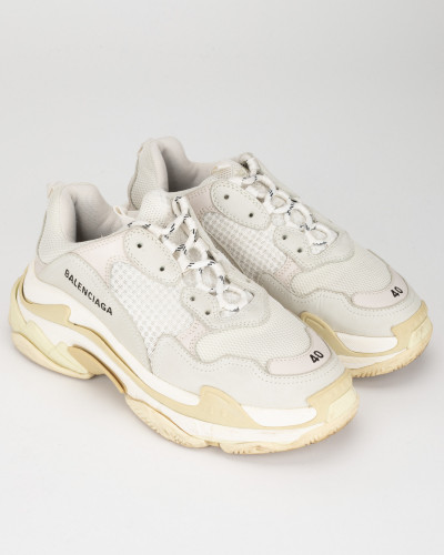 Balenciaga Sportowy bezowe triple S