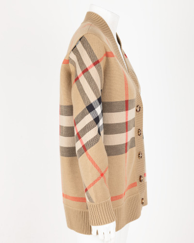 Burberry Sweter plamka z przodu