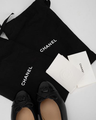 Chanel  Baleriny czarne z logo